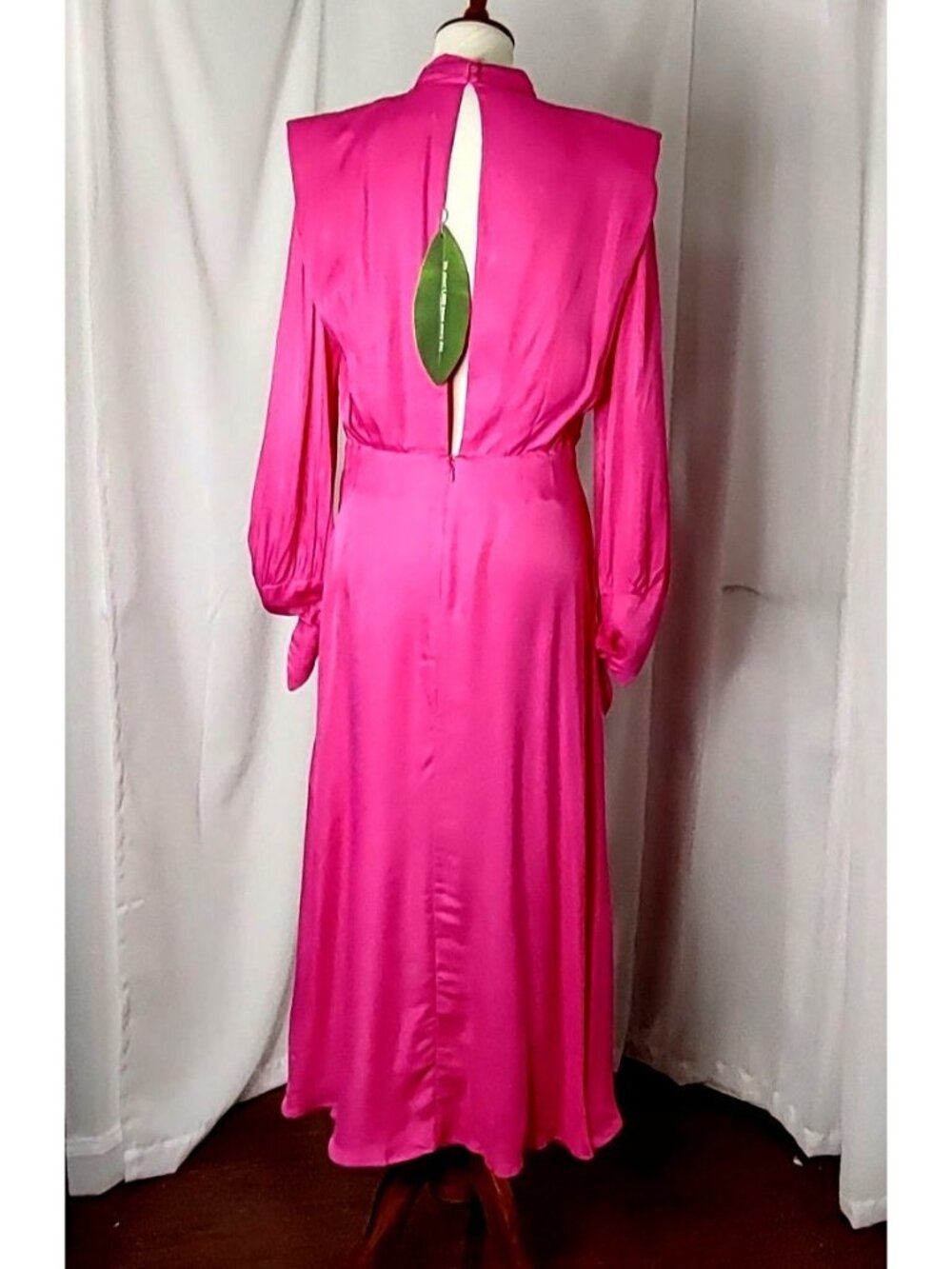 Anthropologie Farm Rio Pink Cut Out Shoulder Pad Satin Maxi Dress L NEW - Picture 7 of 15